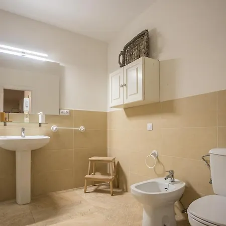 Holiday home 2br Penthouse With Terrace And Views *