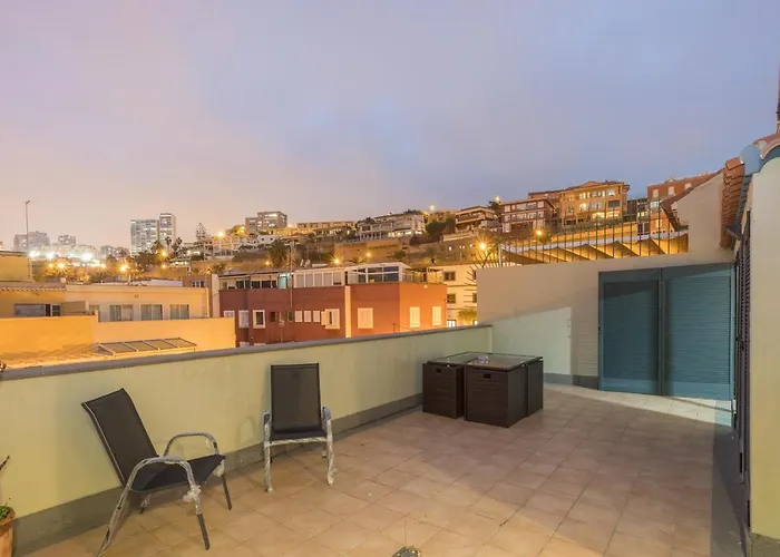 2br Penthouse With Terrace And Views Vakantiehuis *