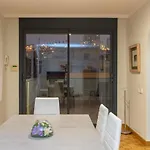 2br Penthouse With Terrace And Views *