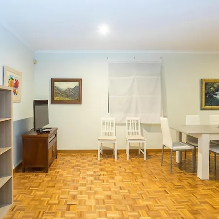 Сasa de vacaciones 2br Penthouse With Terrace And Views
